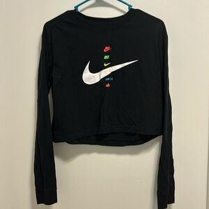 Nike Women’s Crop Top